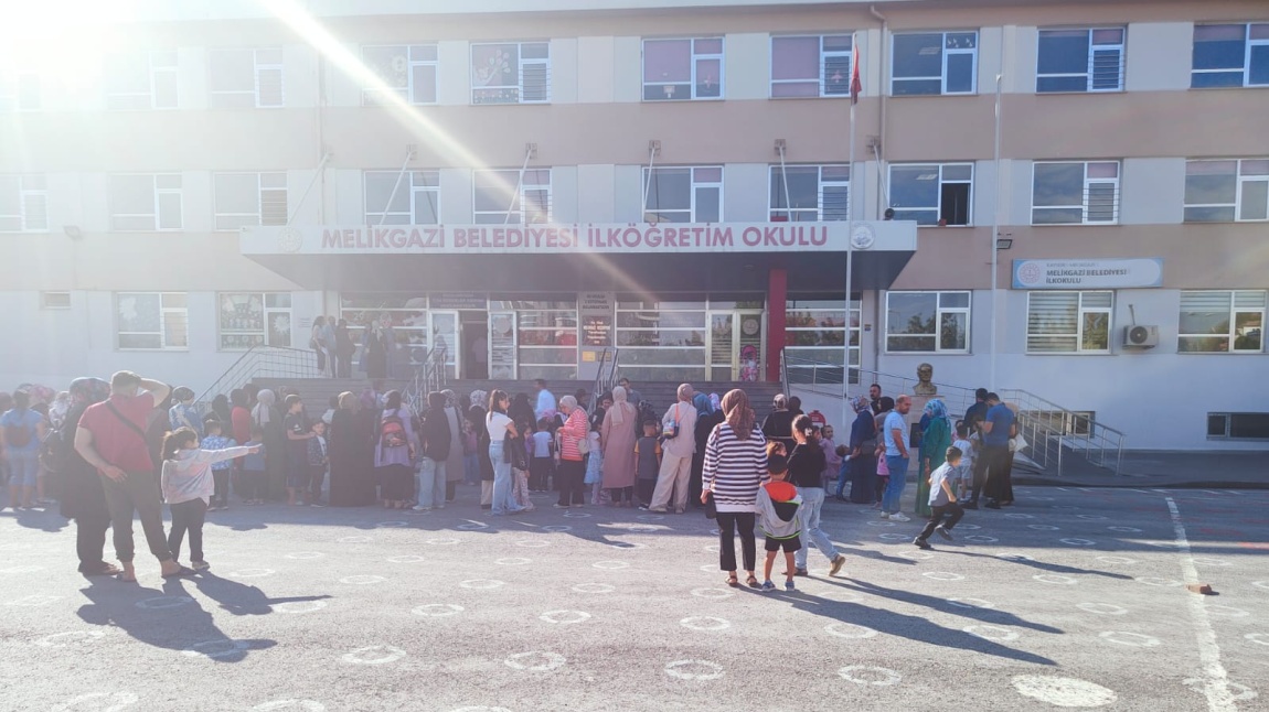 2025-2026 EĞİTİM ÖĞRETİM YILI ÖZEL SERVİS İLE ÖĞRENCİ TAŞIMACILIĞI İLANI DUYURUSU
